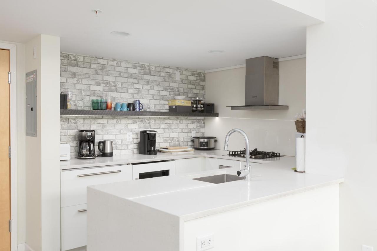 Tyndall Stone Lodge By Cozystay Signature วิสต์เลอร์ ภายนอก รูปภาพ